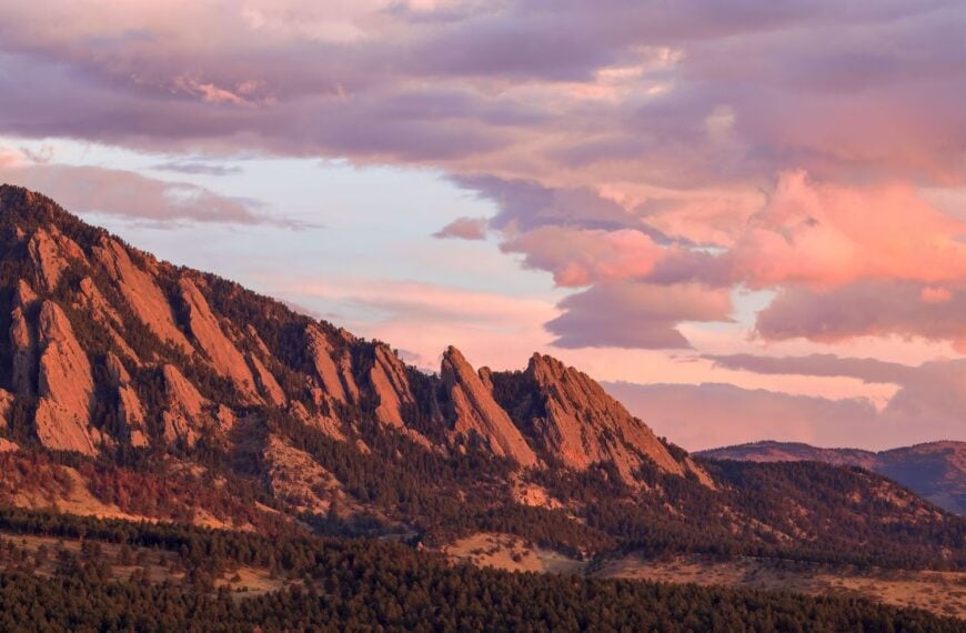 The sunrise over the Flatirons mountains near Boulder, Colorado