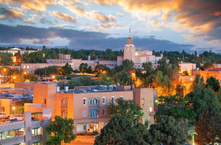 Santa Fe, New Mexico, USA downtown skyline at dusk.