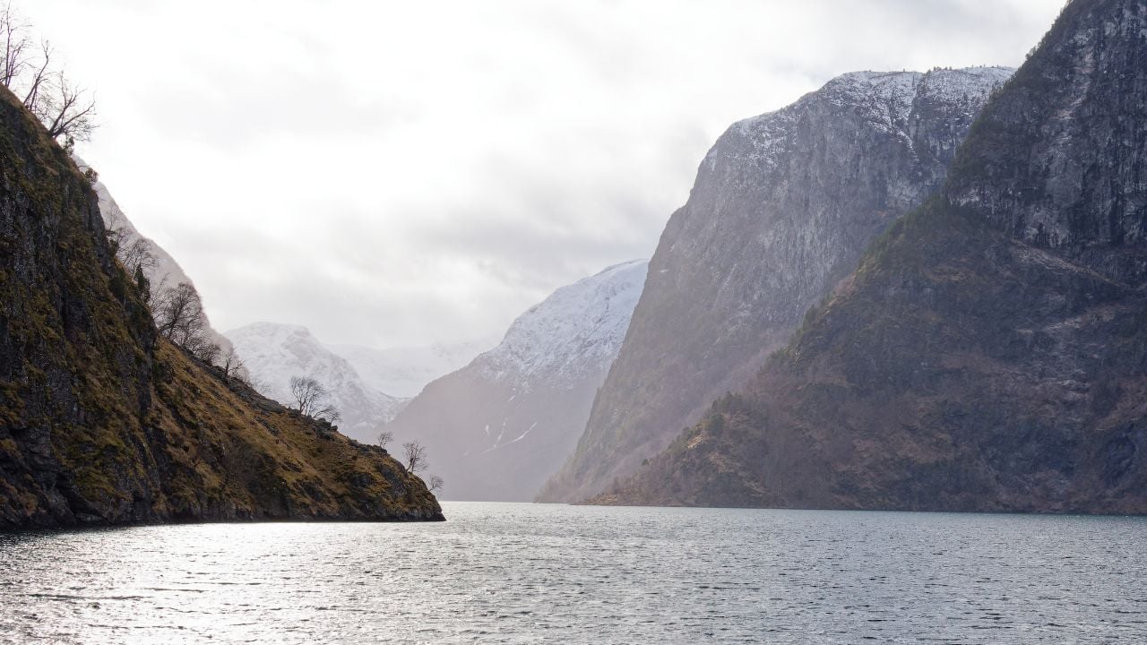 Fjord cruise between Flåm and Aurland in Norway