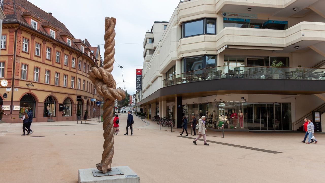 Bronze Knot monument by Herbert Muysburger in Bregenz, Austria