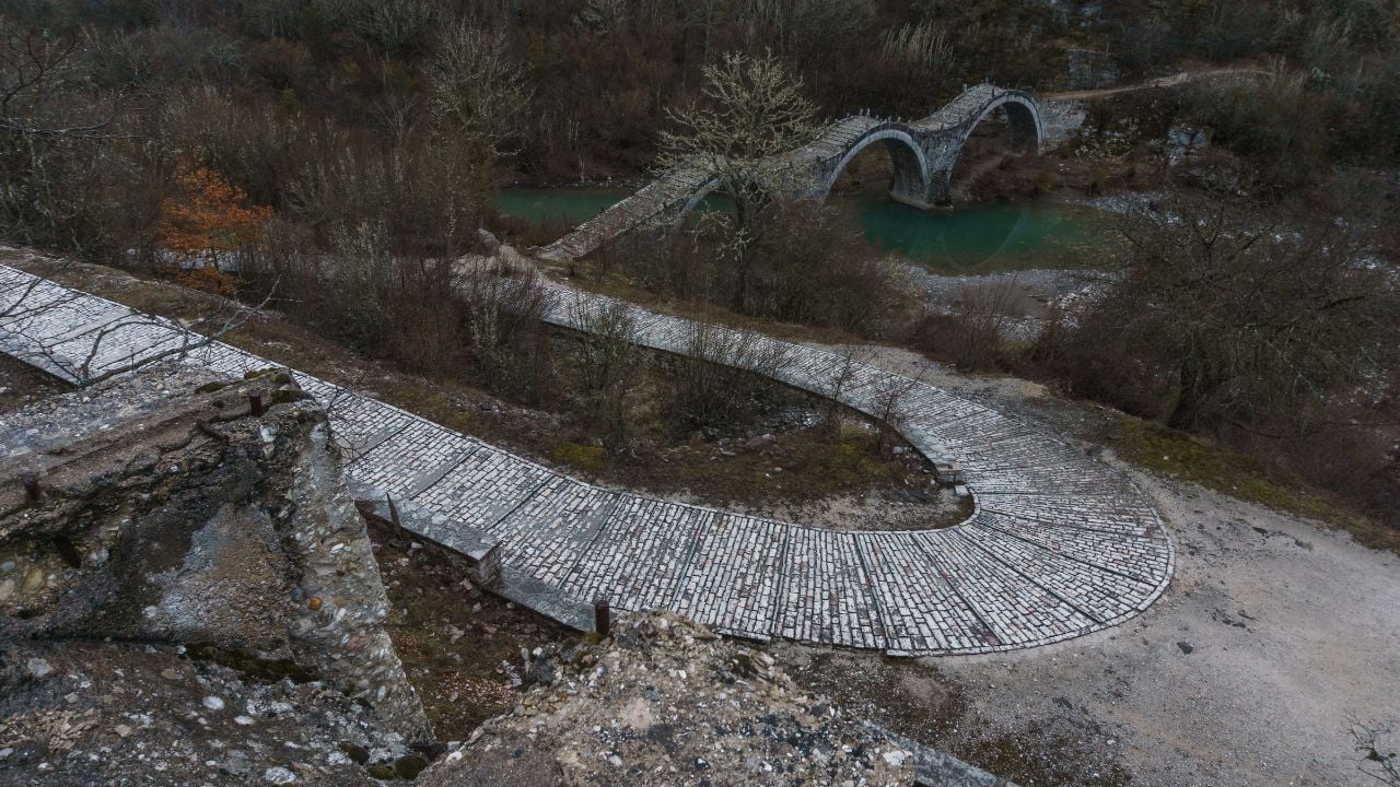 Kalogeriko or Plakidas stone bridge in Zagori, Epirus, Greece
