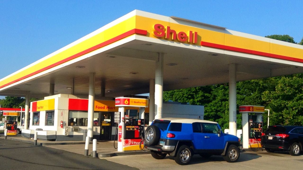 Shell Gas Station, Danbury, CT