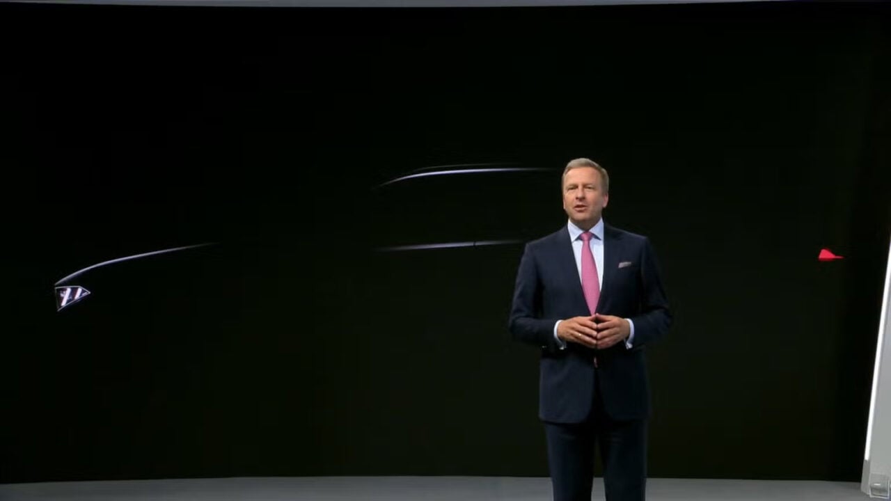 BMW 3 series touring teaser.
