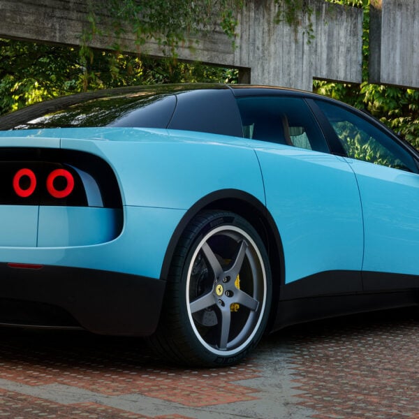 Ferrari Luce.