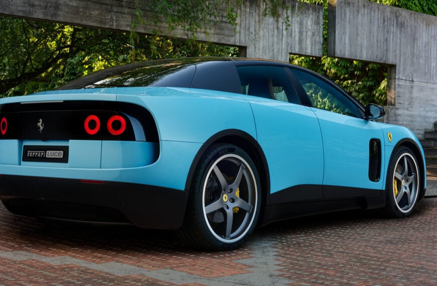 Ferrari Luce.