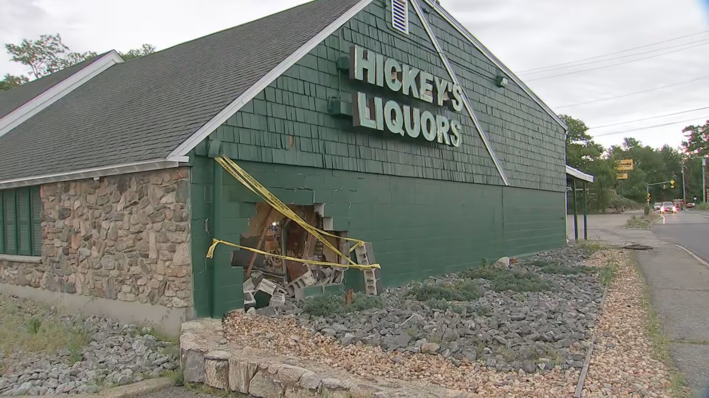 liquor store hit with car