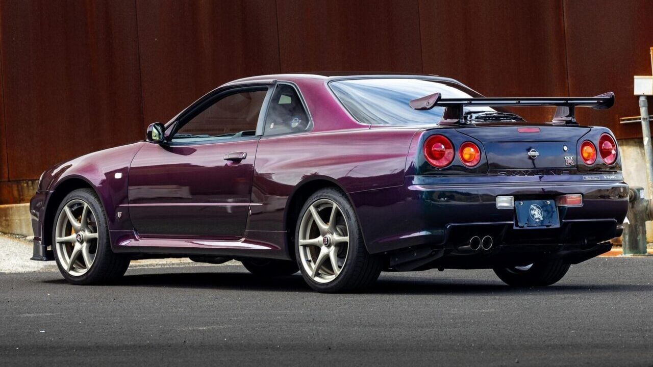 R34 Nissan Skyline GT-R VSpec
