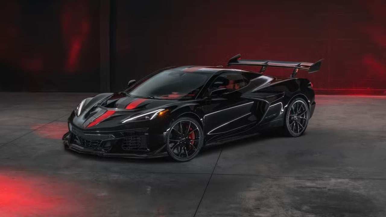 2026-corvette-zr1x-exterior-black-front-angle