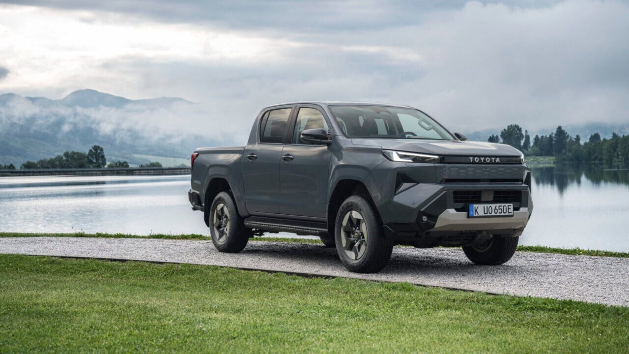 Toyota HiLux BEV