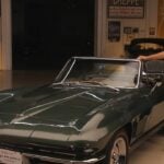 46th President Joe Biden Speed Shifts His 1967 Corvette with Jay Leno _ Jay Leno's Garage 4-15 screenshot