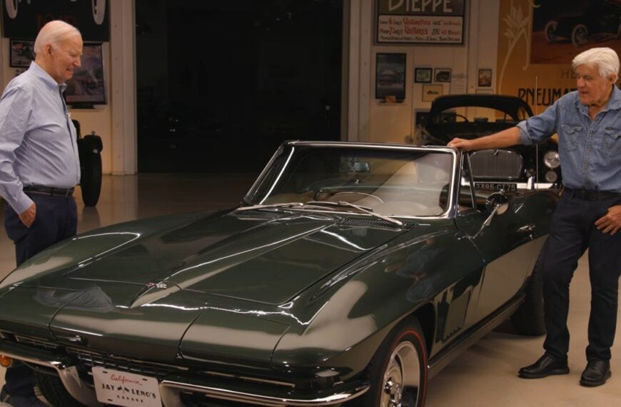 46th President Joe Biden Speed Shifts His 1967 Corvette with Jay Leno _ Jay Leno's Garage 4-15 screenshot