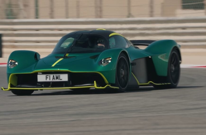 Chris Harris Drives The Aston Martin Valkyrie _ Top Gear 3-50 screenshot