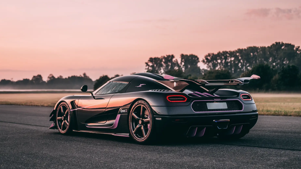 Koenigsegg One1s