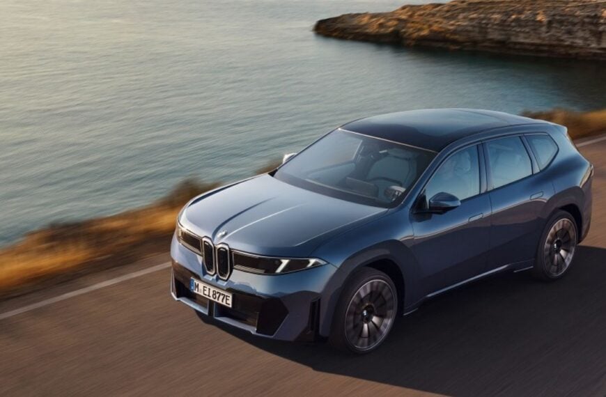 BMW iX3