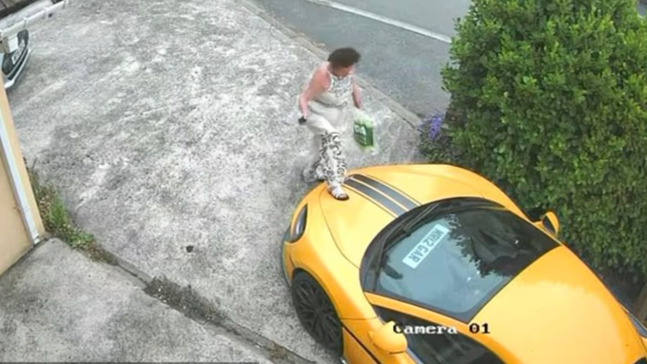 McLaren owner wakes to stranger repeatedly KICKING his £73K ride.