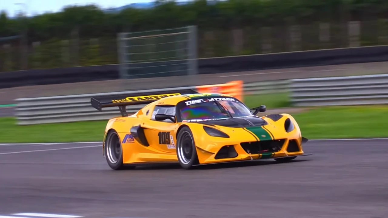 Onboard a 550bhp Lotus Exige V6 Cup R Time Attack MONSTER with Sequential Gearbox! 10-34