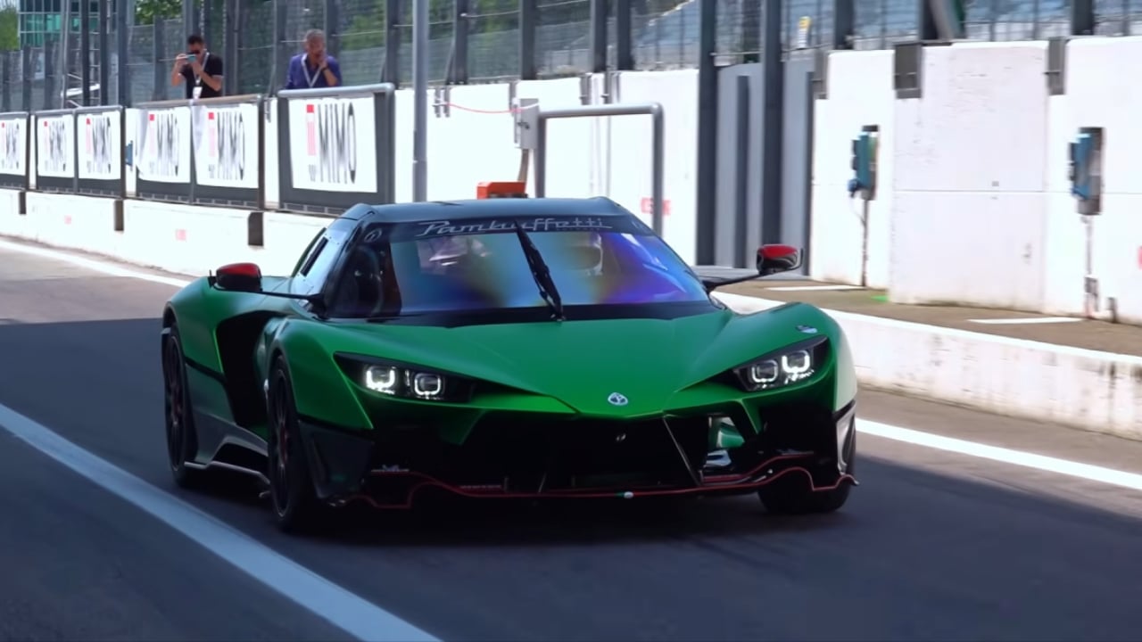 Pambuffetti PJ-01 V10 Supercar Pit Lane