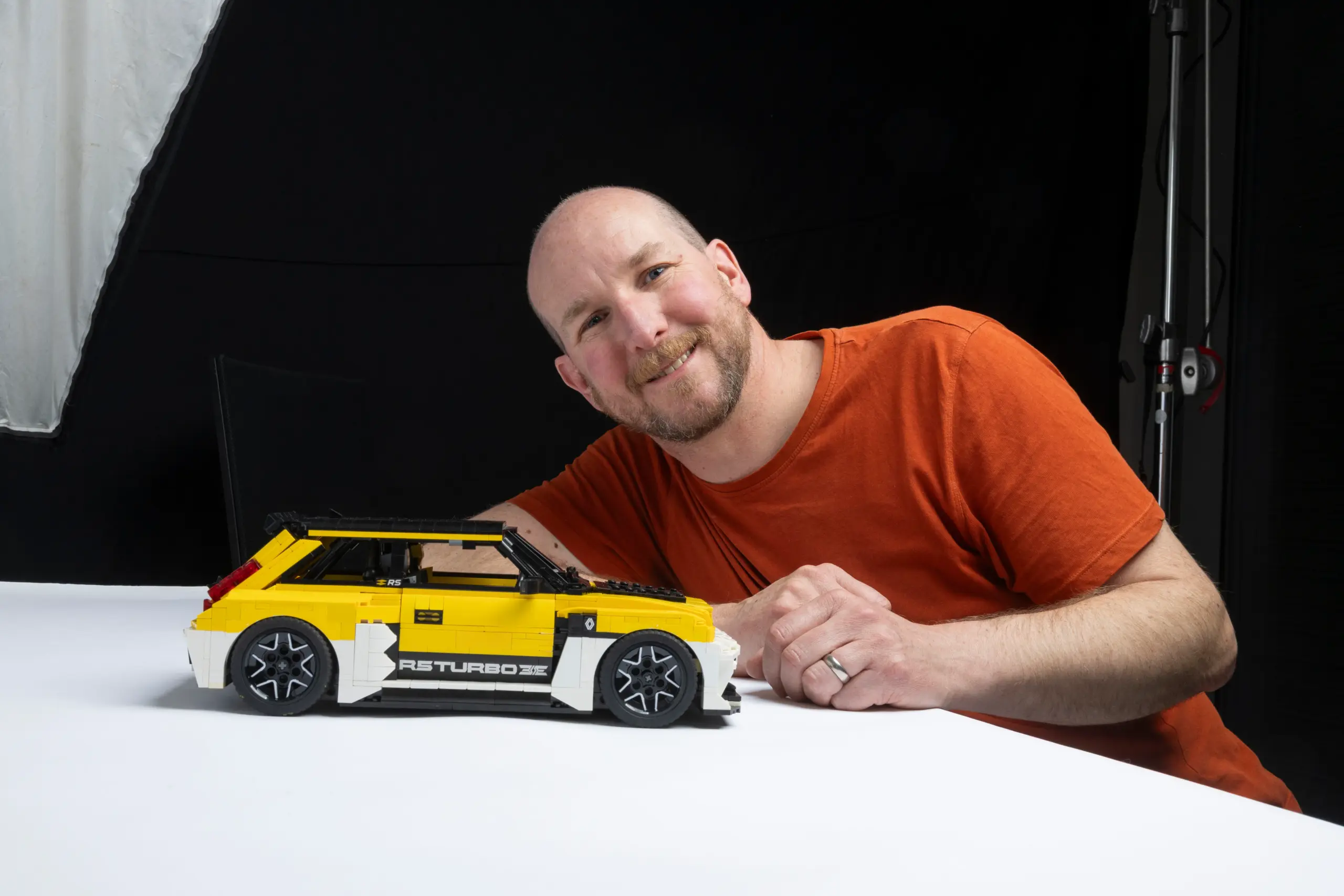 Renault 5 Turbo 3E With LEGO Designer