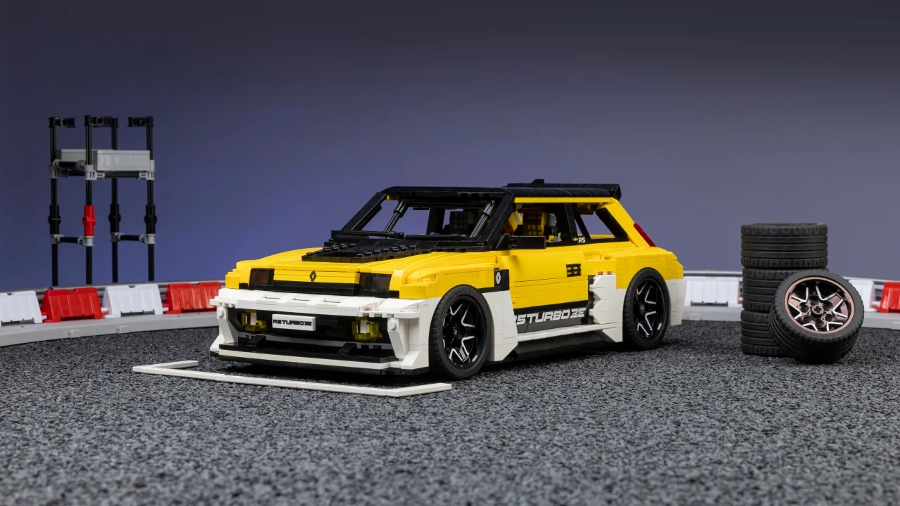 Renault 5 Turbo 3E Lego