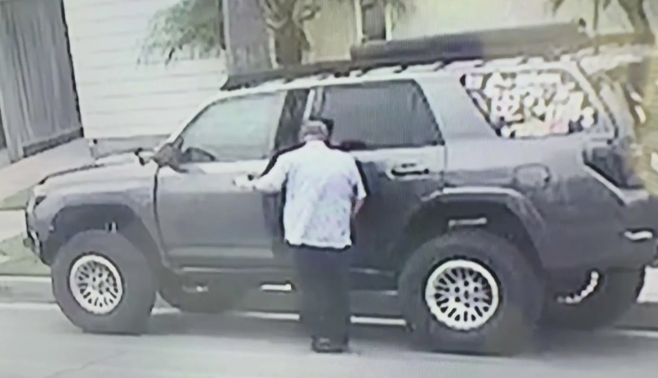 surfer's 4runner being stolen in malibu