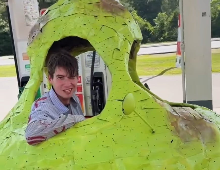 Rising Fuel Prices Couldn’t Stop This Man—Now He’s Crossing America in a Giant Pear on Wheels