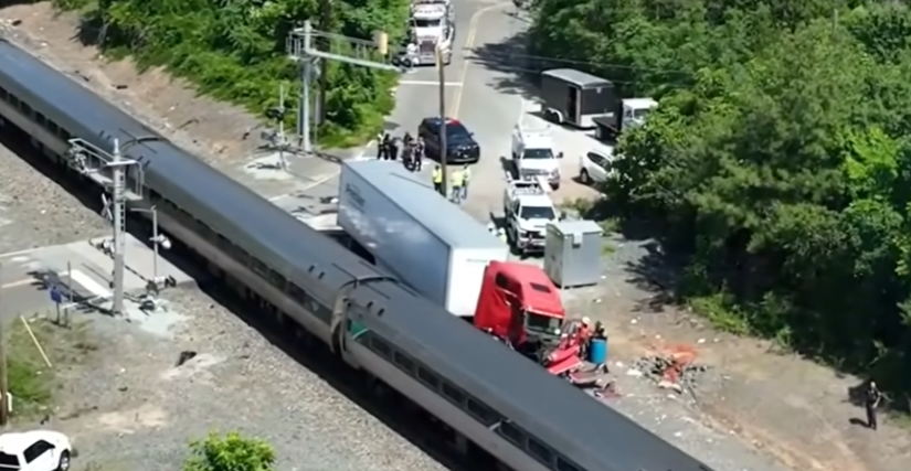 dashcam shows train vs semi truck