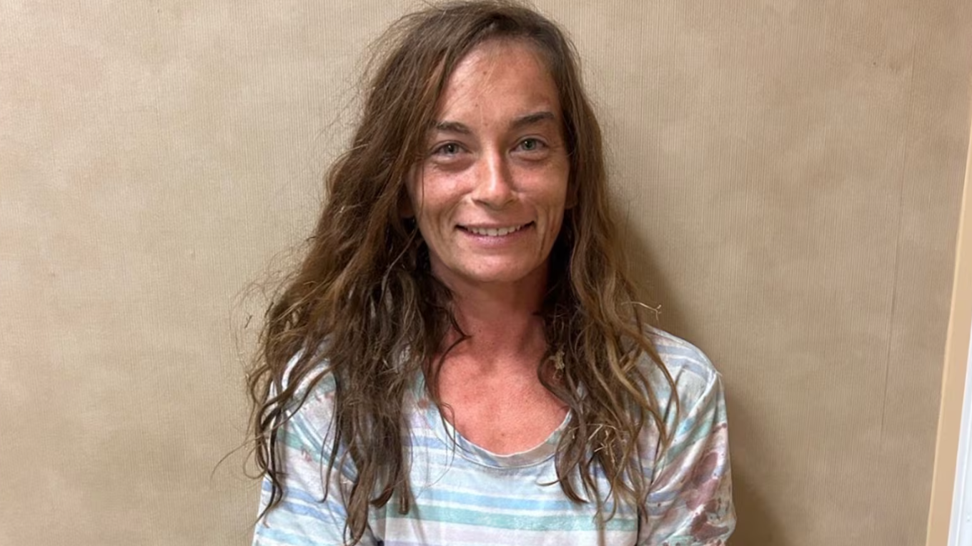 woman flees police high speed chase with kids in car