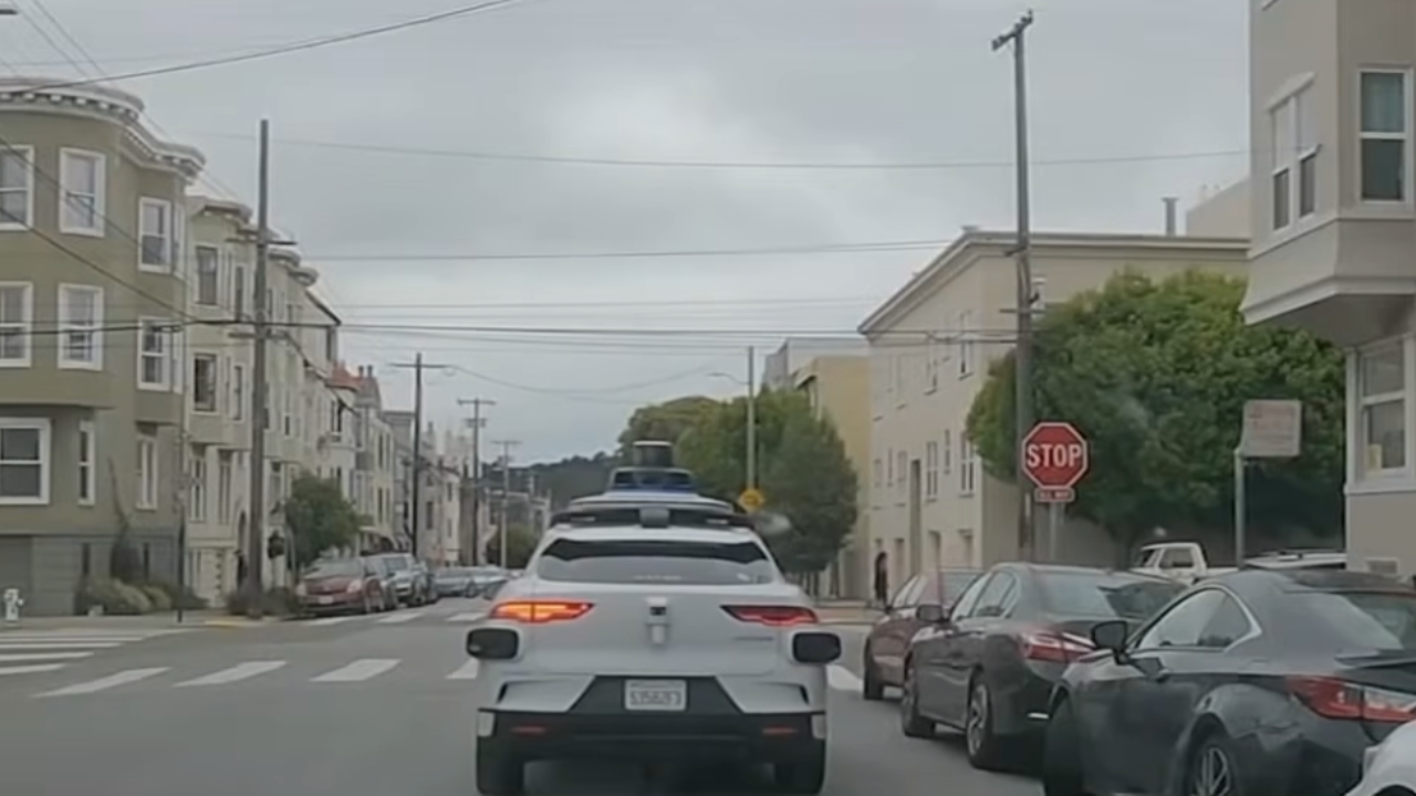 waymo driving in san francisco