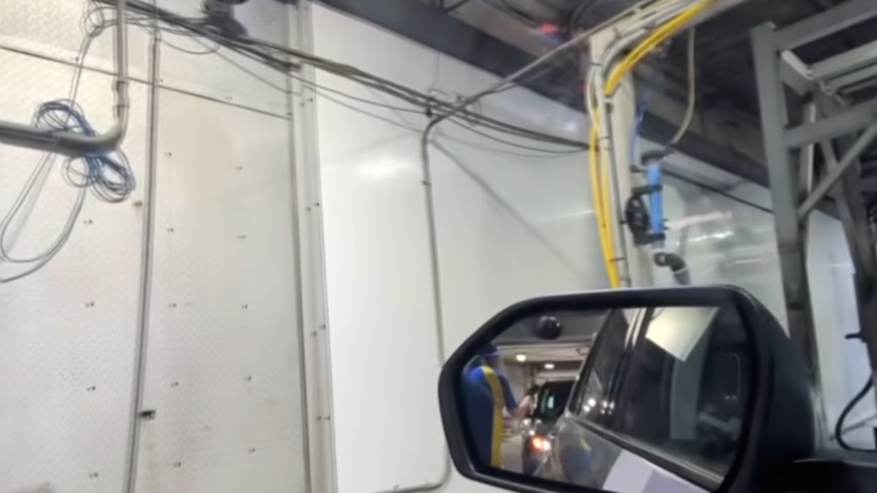car wash damages customer car