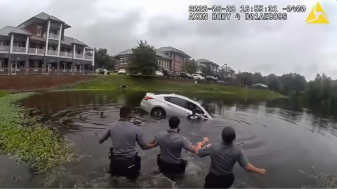 Flood Rescue Turns Into Race Against Time as Human Chain Saves Trapped Driver