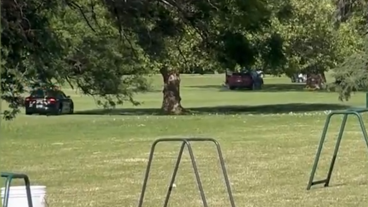 cop chases suv on golf course