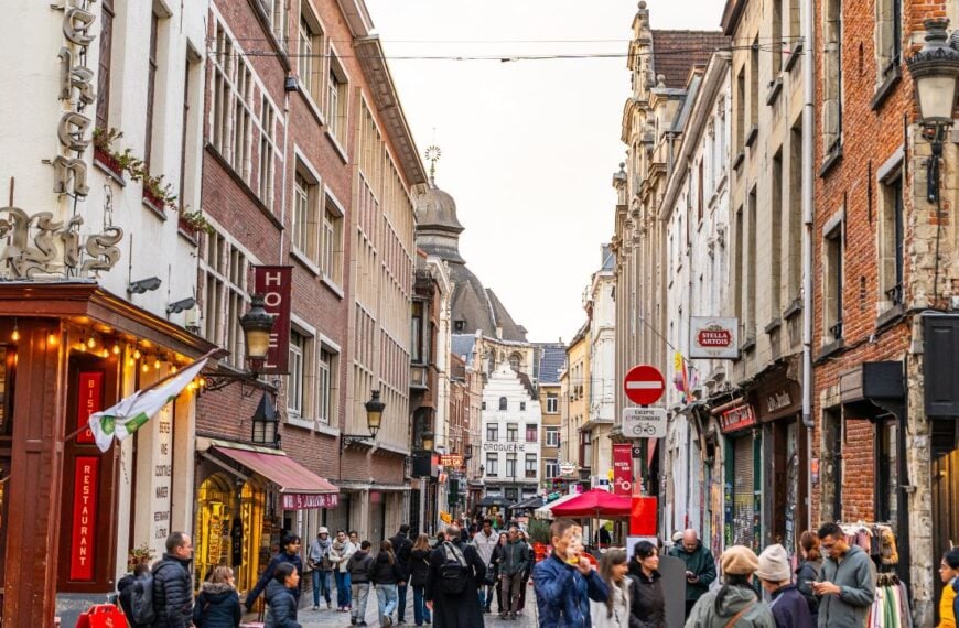 Brussels, Belgium - October 28, 2025: Over tourism in Europe. Lots of people tourists on the streets of Brussels