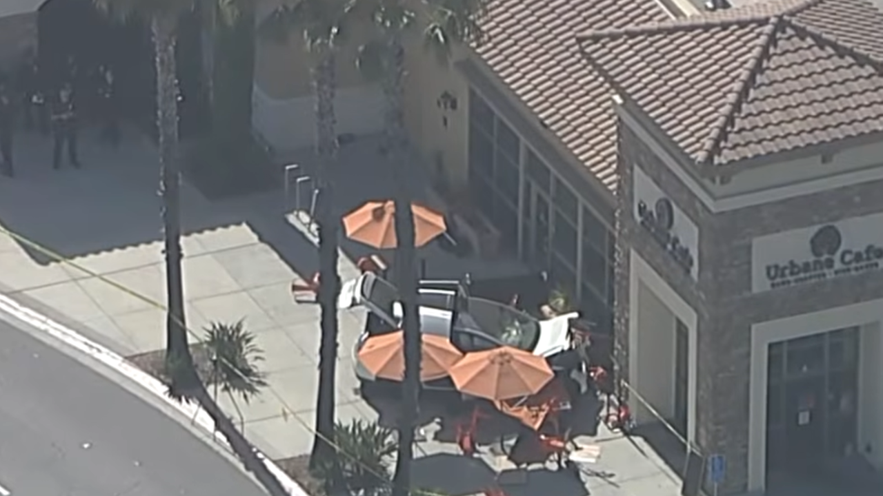 tesla crash and kills person