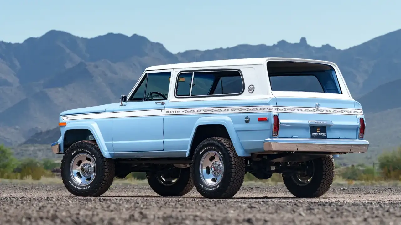 Jeep V10