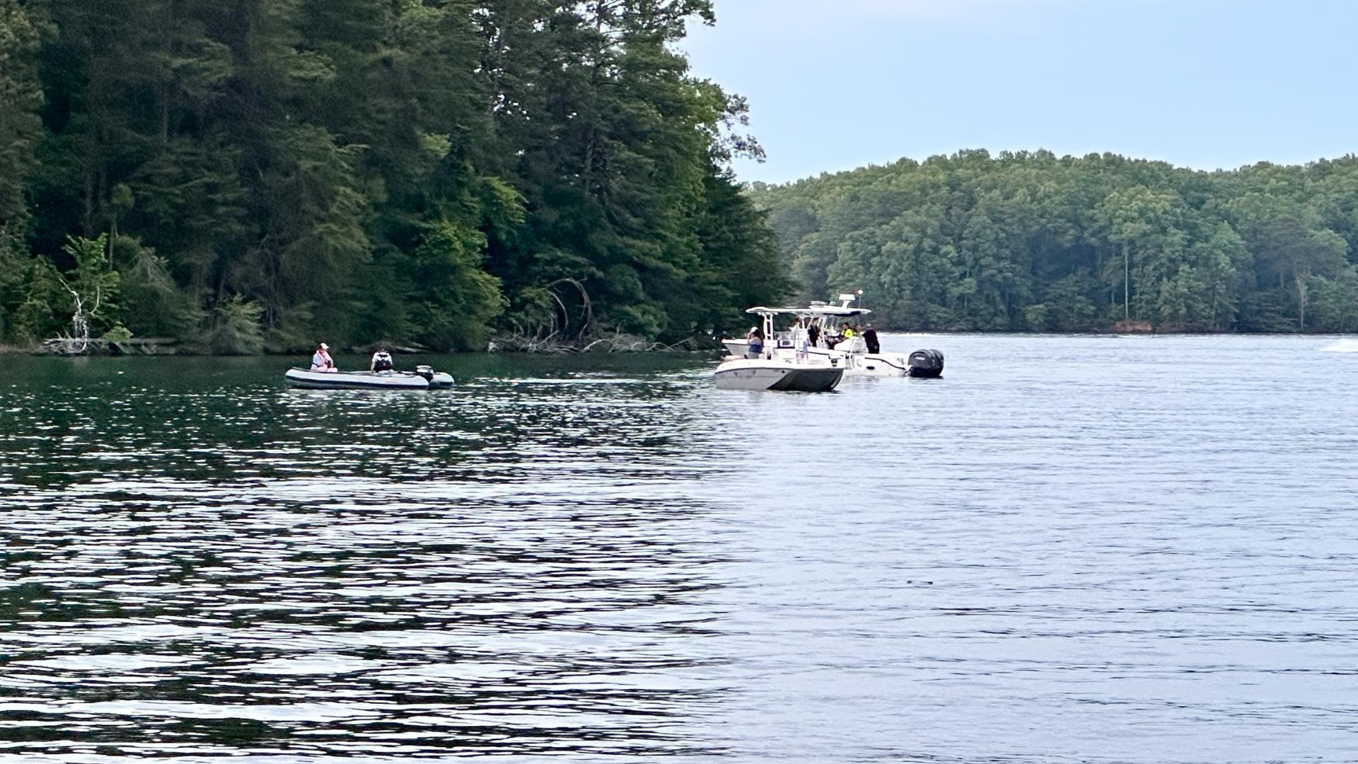 boat driver bites police who save him