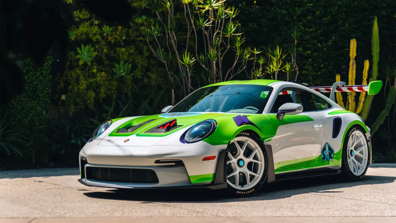 Porsche Toy Story 5.