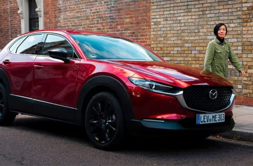 Mazda CX-30 Front Quarter