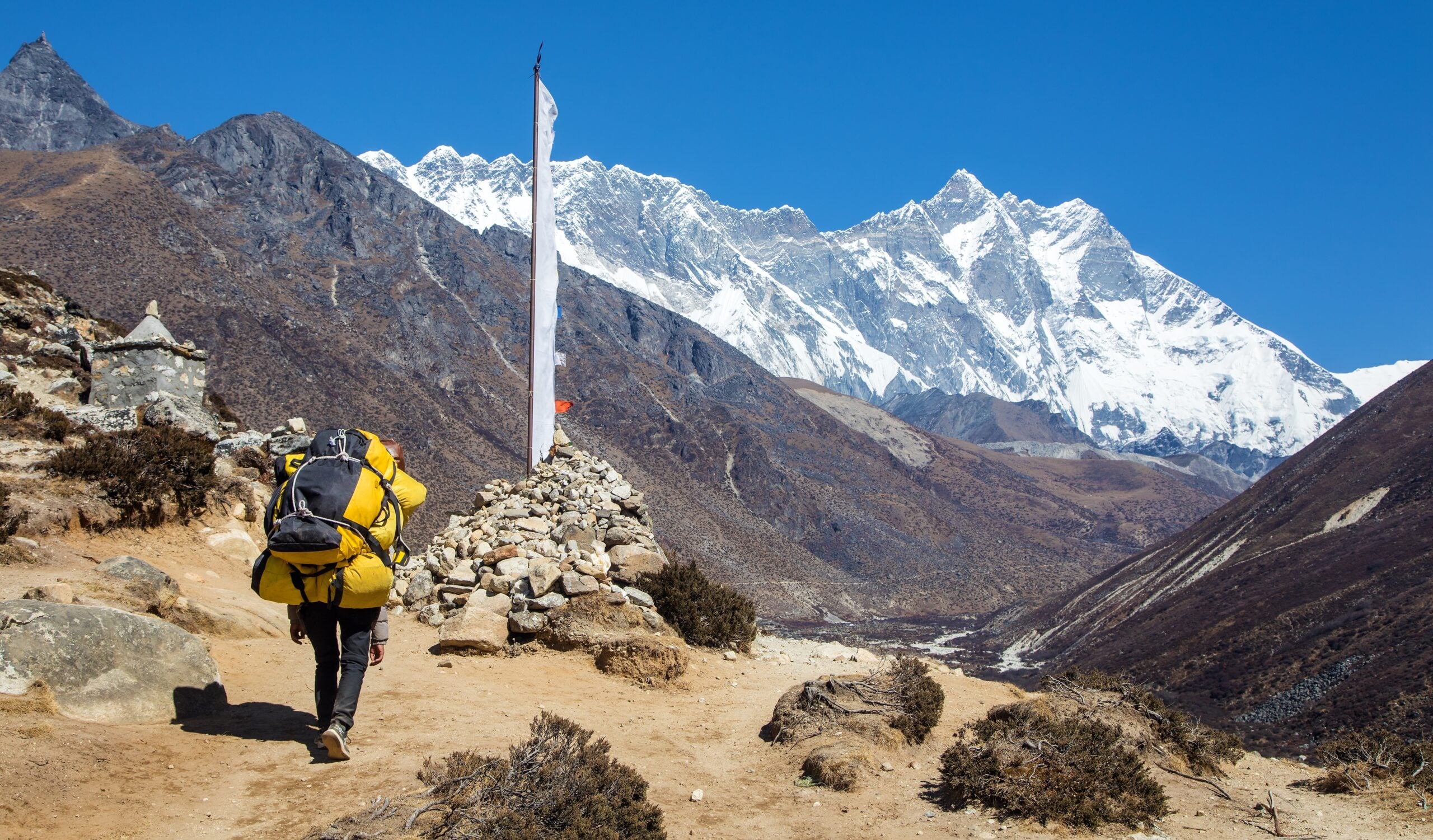 sherpa on mount everest