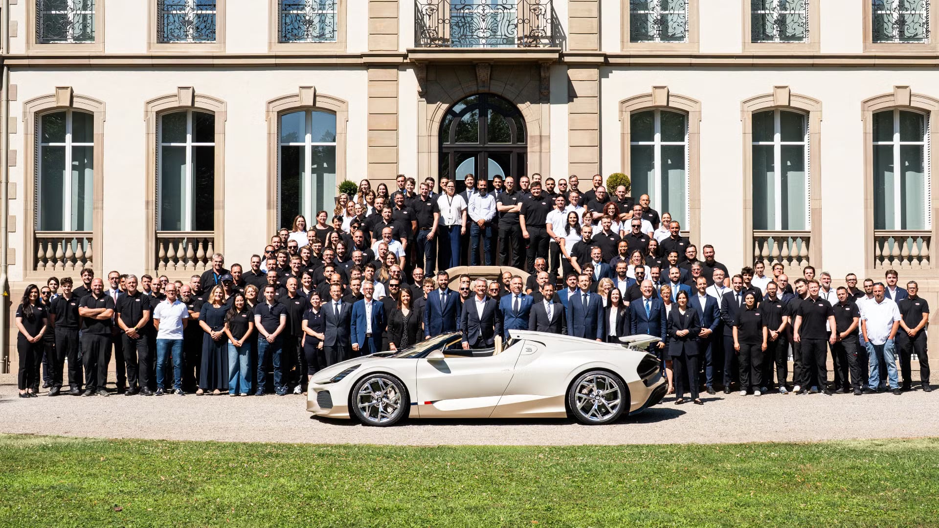01 2606 bugatti w16 mistral end of production