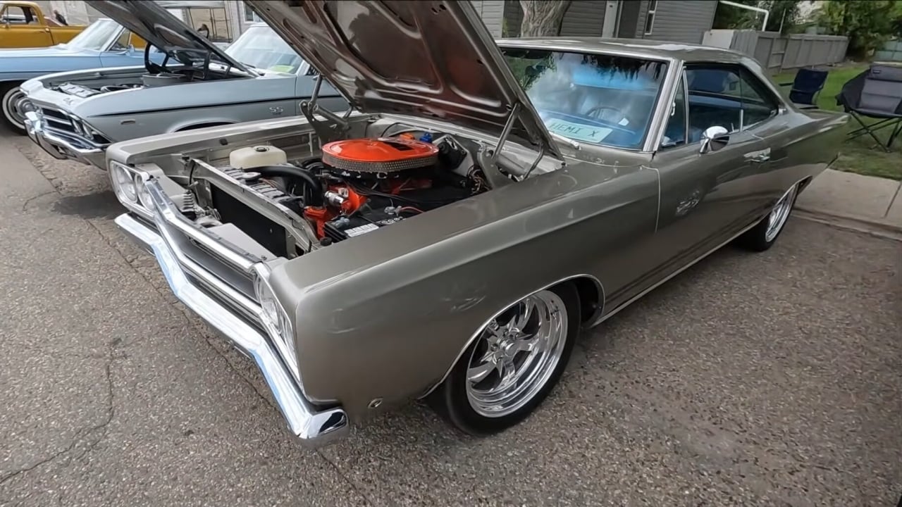 1968 Plymouth GTX Side View
