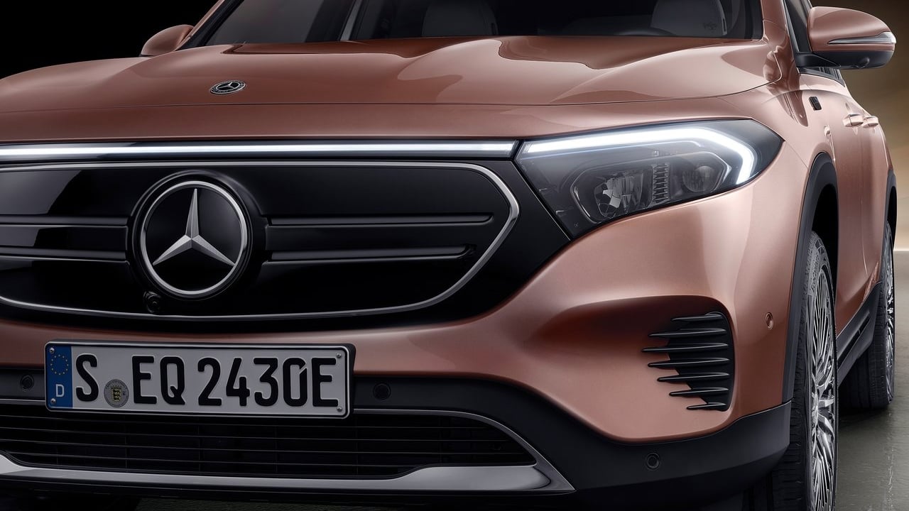 2023 Mercedes EQB Front View