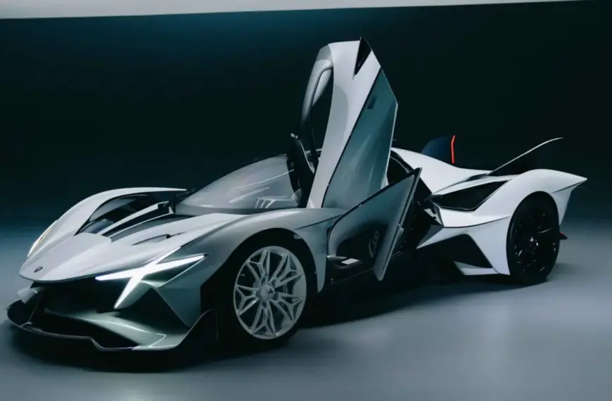 The New Apollo Evo Might Be The Wildest Hypercar We’ve Ever Laid Eyes On