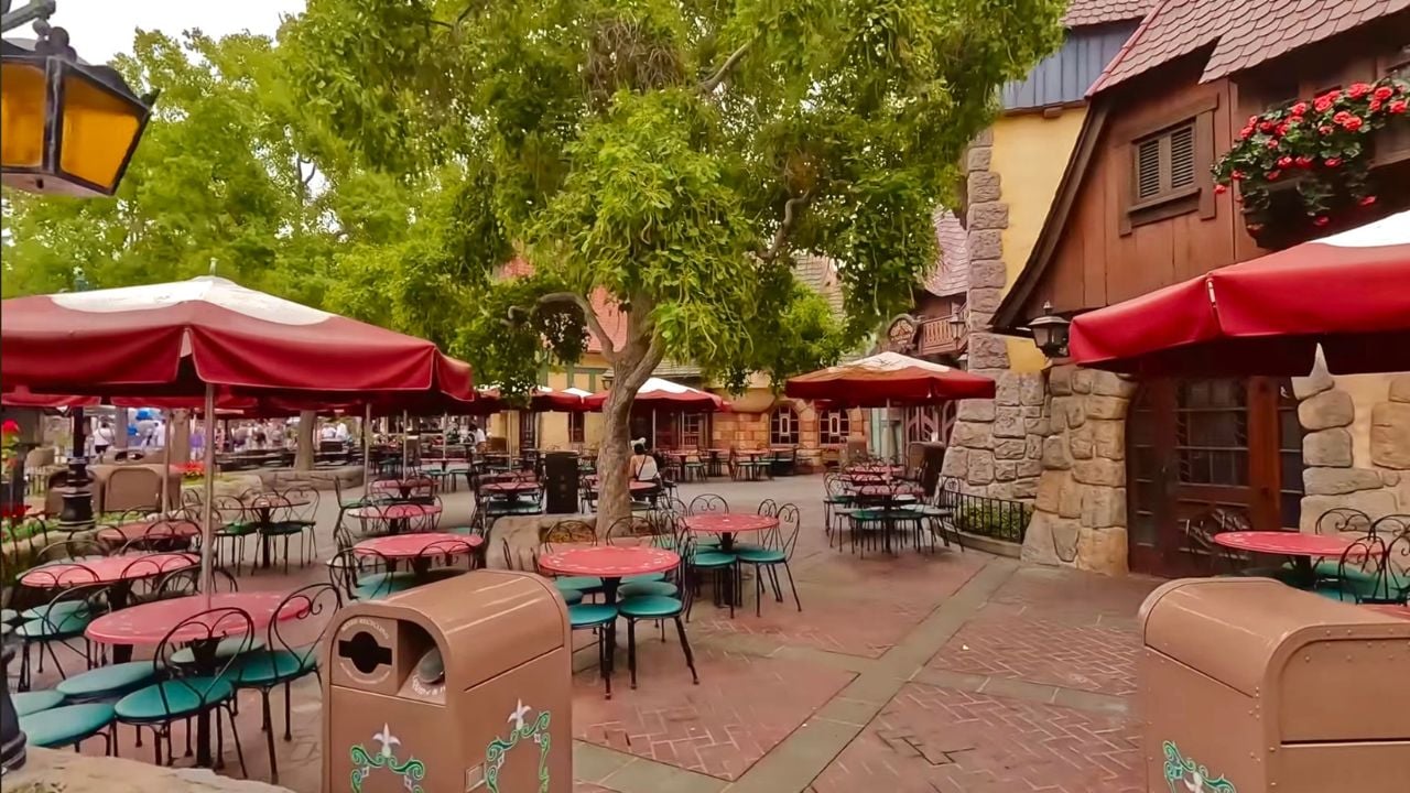 Disneyland Red Rose Tavern Outdoor Seating