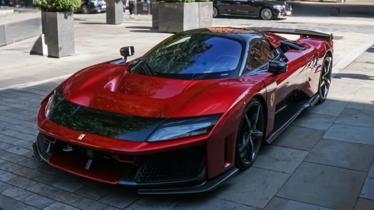 Ferrari F80 London Front