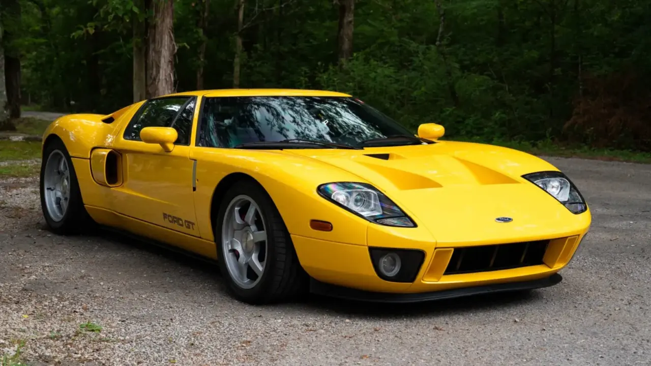 Ford GT Dupont e1783939519411