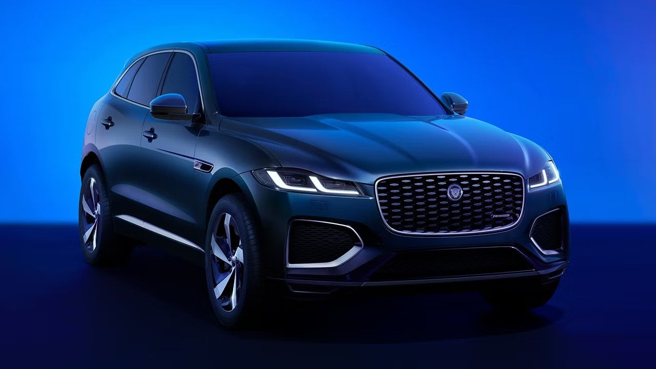 Jaguar F Pace Front