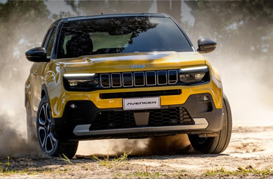 Jeep Renegade Front View