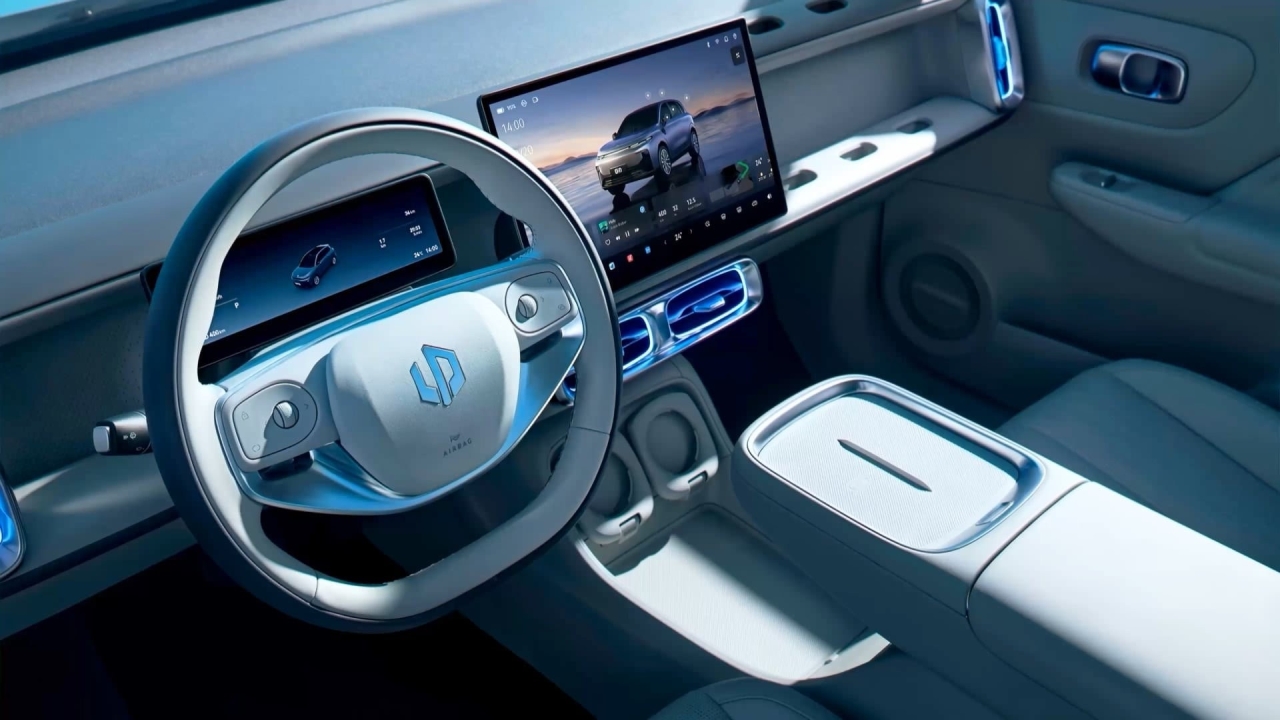 Leapmotor B10 EREV SUV Interior