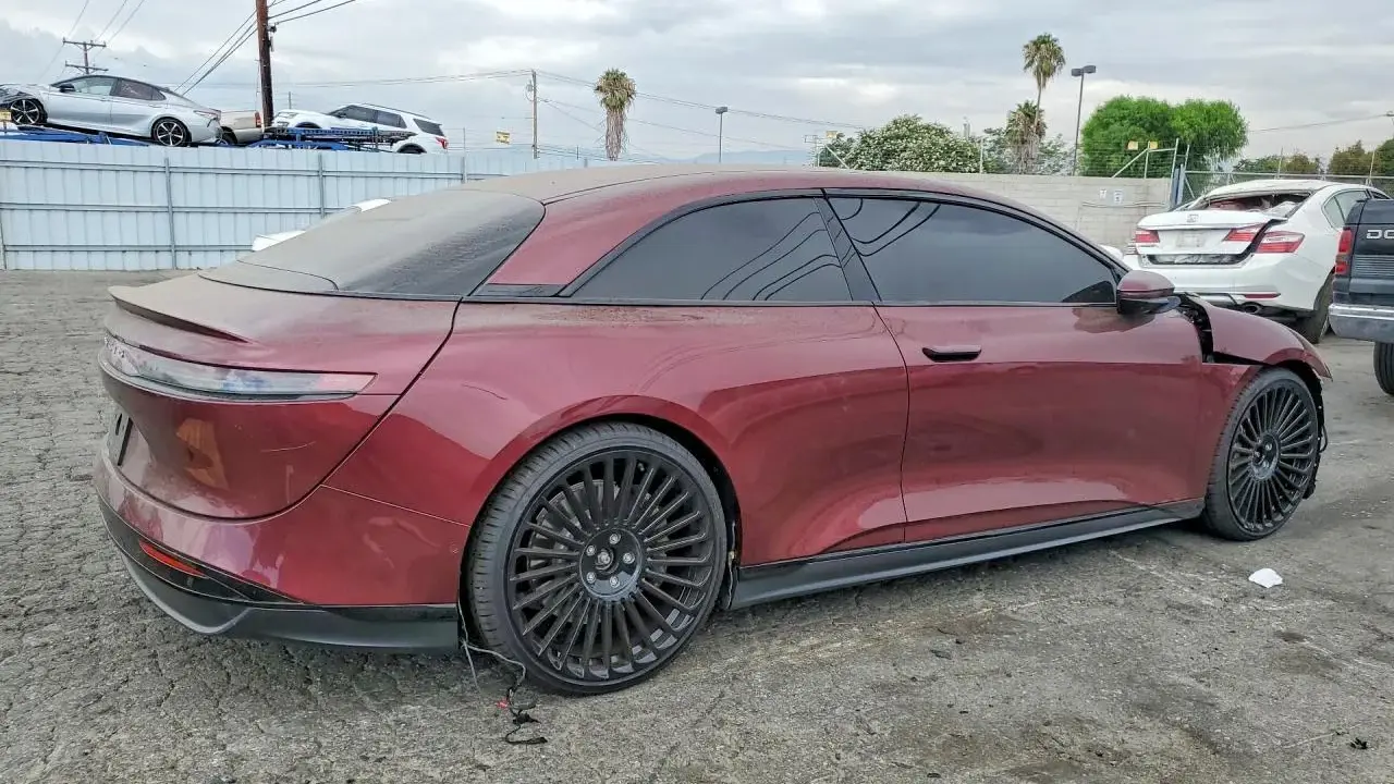 Lucid Air Coupe Shaq 3 e1785407734428