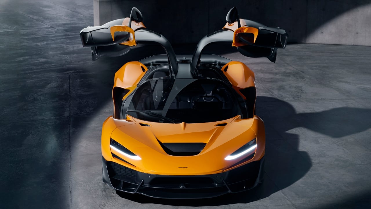 McLaren W1 Front View